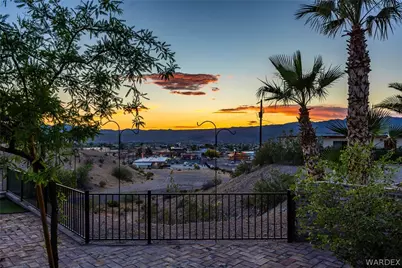 1718 Hilltop Circle, Bullhead City, AZ 86442 - Photo 49