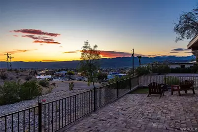 1718 Hilltop Circle, Bullhead City, AZ 86442 - Photo 51