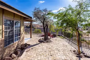 1718 Hilltop Cir, Bullhead City, AZ 86442 - Photo 7