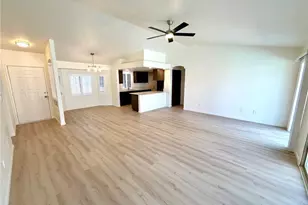 5218 S Amber Sands Dr, Fort Mohave, AZ 86426 - Photo 9