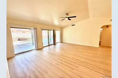 5218 S Amber Sands Drive, Fort Mohave, AZ 86426 - Photo 11