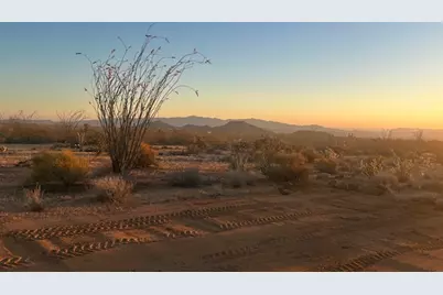 333 S S Whispering Winds Rd, Yucca, AZ 86438 - Photo 7