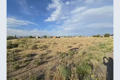 7783 E Tall Tree Court, Kingman, AZ 86401 - Photo 1