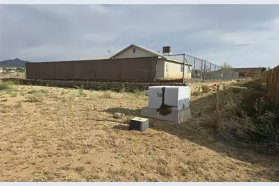 10026 N Concho Drive, Kingman, AZ 86401 - Photo 5