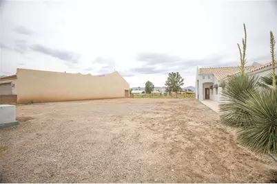 1595 Country Club Way, Bullhead City, AZ 86442 - Photo 13