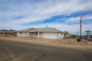3247 Calumet Ave, Kingman, AZ 86401 - Photo 3