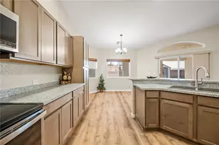 2027 E Sandtrap Ln, Fort Mohave, AZ 86426 - Photo 13