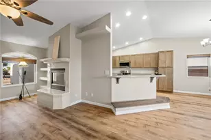 2027 E Sandtrap Ln, Fort Mohave, AZ 86426 - Photo 11