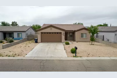 4827 N Famoso Drive, Kingman, AZ 86409 - Photo 1