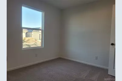 5665 S Cypress Avenue, Fort Mohave, AZ 86426 - Photo 9