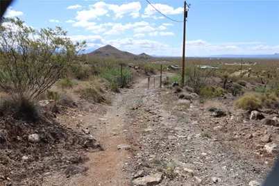 6405 N Carrizo Road, Golden Valley, AZ 86413 - Photo 1