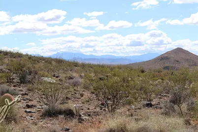 6405 N Carrizo Road, Golden Valley, AZ 86413 - Photo 15