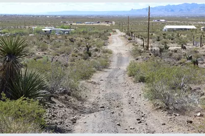 6405 N Carrizo Road, Golden Valley, AZ 86413 - Photo 7