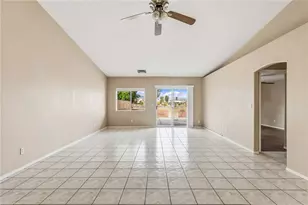 2945 Country Club Dr, Bullhead City, AZ 86442 - Photo 9