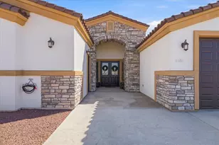 2186 E Calle Salamanca, Fort Mohave, AZ 86426 - Photo 5