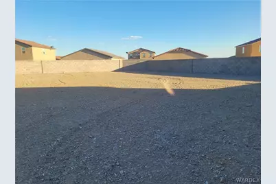 2198 E Arapaho Road, Fort Mohave, AZ 86426 - Photo 13