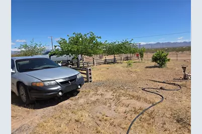 4495 N Drake Road, Golden Valley, AZ 86413 - Photo 5