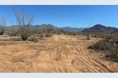 280 S Arapaho, Yucca, AZ 86438 - Photo 9