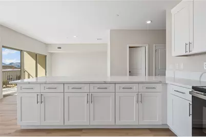 3360 Landon Drive Drive #7-103, Bullhead City, AZ 86429 - Photo 11