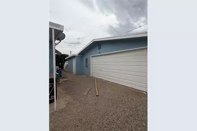 8025 S Green Valley Road, Mohave Valley, AZ 86440 - Photo 3