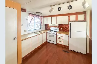 595 Terrace Drive, Bullhead City, AZ 86442 - Photo 3