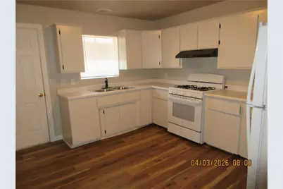 1755 Gordon #3, Kingman, AZ 86409 - Photo 3