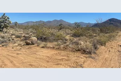 281 S Arapaho, Yucca, AZ 86438 - Photo 13