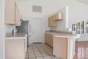 2096 E Corwin Rd, Bullhead City, AZ 86442 - Photo 37