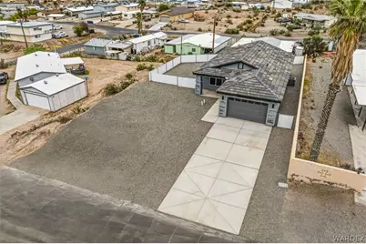 1618 Turquoise Road, Bullhead City, AZ 86442 - Photo 3