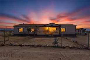 2756 S Papago Rd, Golden Valley, AZ 86413 - Photo 1