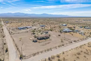 2756 S Papago Rd, Golden Valley, AZ 86413 - Photo 3