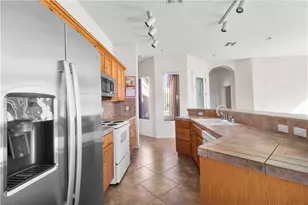2900 Esmerelda Dr, Bullhead City, AZ 86429 - Photo 17