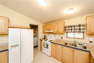 3176 W Malibu Rd, Golden Valley, AZ 86413 - Photo 9