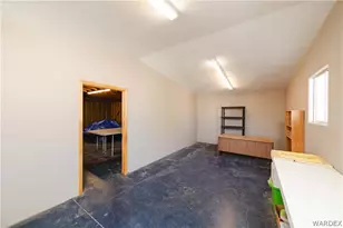 3176 W Malibu Rd, Golden Valley, AZ 86413 - Photo 33