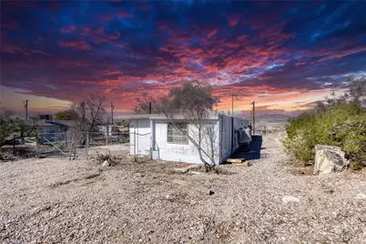 651 Oak Avenue, Bullhead City, AZ 86429 - Photo 1