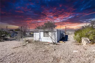 651 Oak Ave, Bullhead City, AZ 86429 - Photo 1