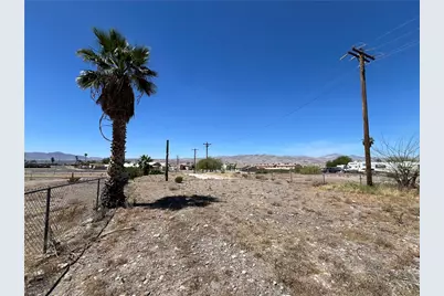 1692 Shamrock Road, Bullhead City, AZ 86442 - Photo 9