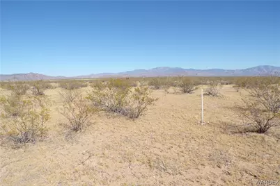 3693 Ironwood Road, Golden Valley, AZ 86413 - Photo 5