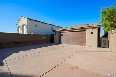 3003 Camino Del Rio, Bullhead City, AZ 86442 - Photo 3