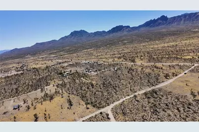 18048 N Lost Mine Drive, Dolan Springs, AZ 86441 - Photo 41