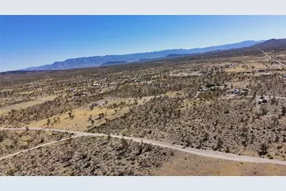 18048 N Lost Mine Drive, Dolan Springs, AZ 86441 - Photo 39