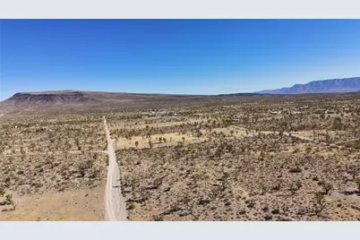 18048 N Lost Mine Drive, Dolan Springs, AZ 86441 - Photo 33