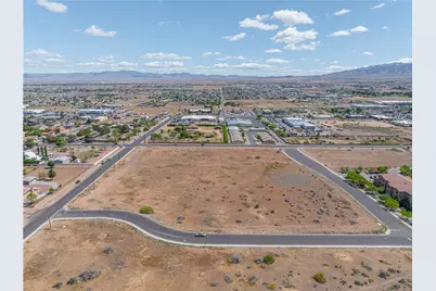 000 Riata Valley Road, Kingman, AZ 86401 - Photo 5