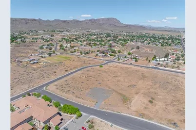 000 Riata Valley Road, Kingman, AZ 86401 - Photo 9