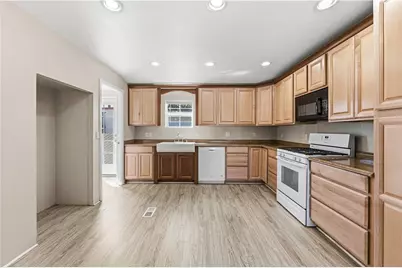 2490 E Devlin Avenue, Kingman, AZ 86409 - Photo 9