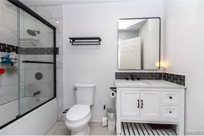 8725 S Cedar Street, Mohave Valley, AZ 86440 - Photo 27