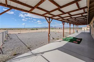 4568 W Scott Dr, Golden Valley, AZ 86413 - Photo 37