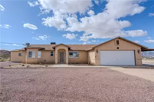 4568 W Scott Dr, Golden Valley, AZ 86413 - Photo 1