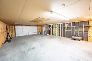 4568 W Scott Dr, Golden Valley, AZ 86413 - Photo 35