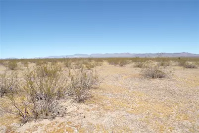 4597 S Flint Road, Golden Valley, AZ 86413 - Photo 17